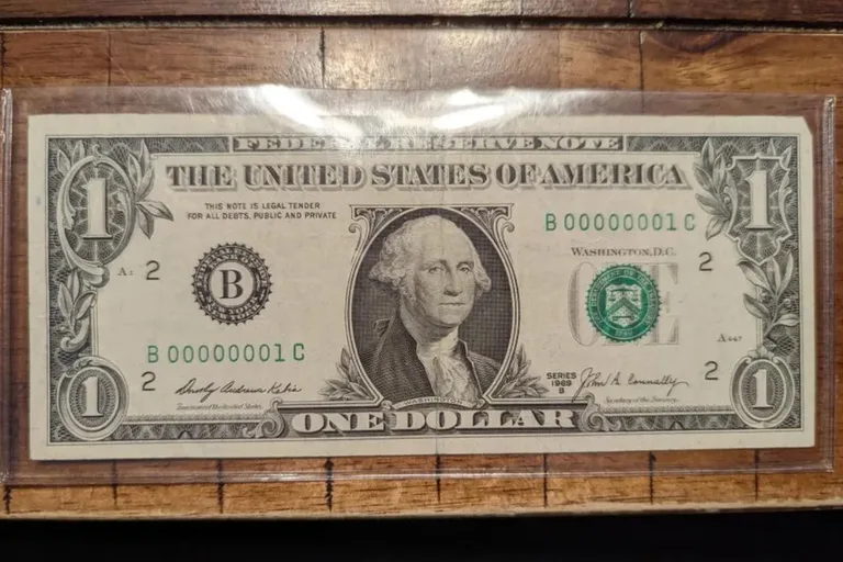 Money Serial Number Lookup: Find Out What Your Dollar Bill Is Worth
