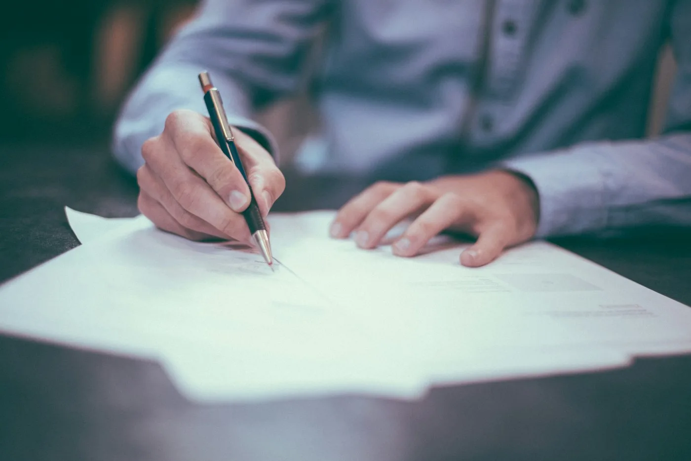 Side-by-side comparison notes for Roth versus Traditional IRA tax timing