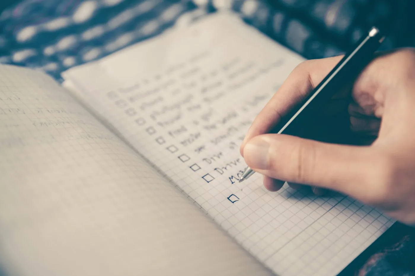 Checklist notebook for avoiding IRA contribution and conversion mistakes